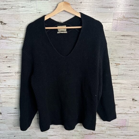 Urban Outfitters Sweaters - Urban outfitters  black sweater over sized size small